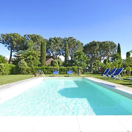 فيلة Casa I Pini